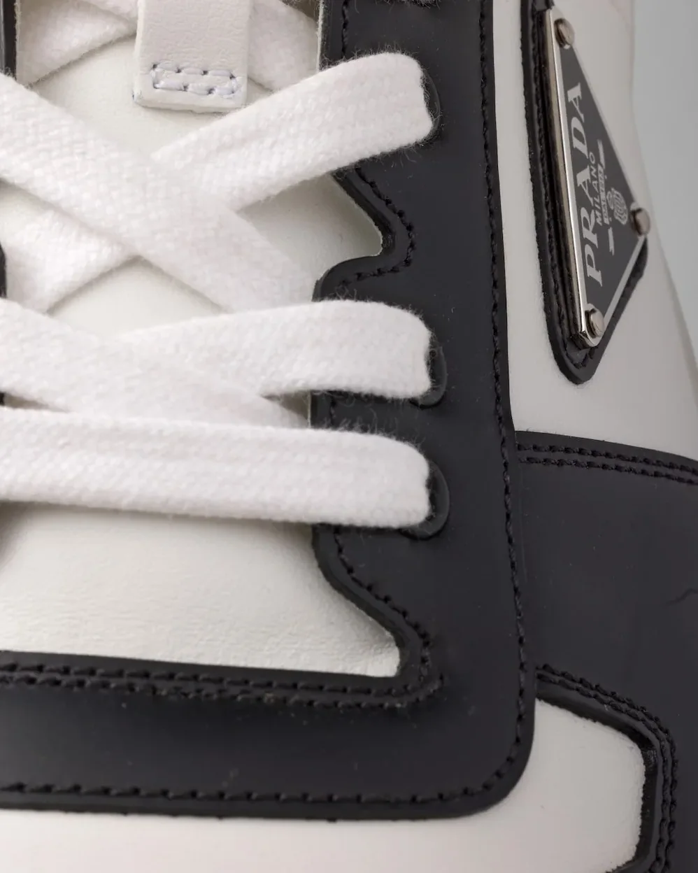 Prada Downtown Leather Sneakers White/Black 2EE364_3LKG_F0T8F_F_D001 Prada Downtown Leather Sneakers White/Black 2EE364_3LKG_F0T8F_F_D001