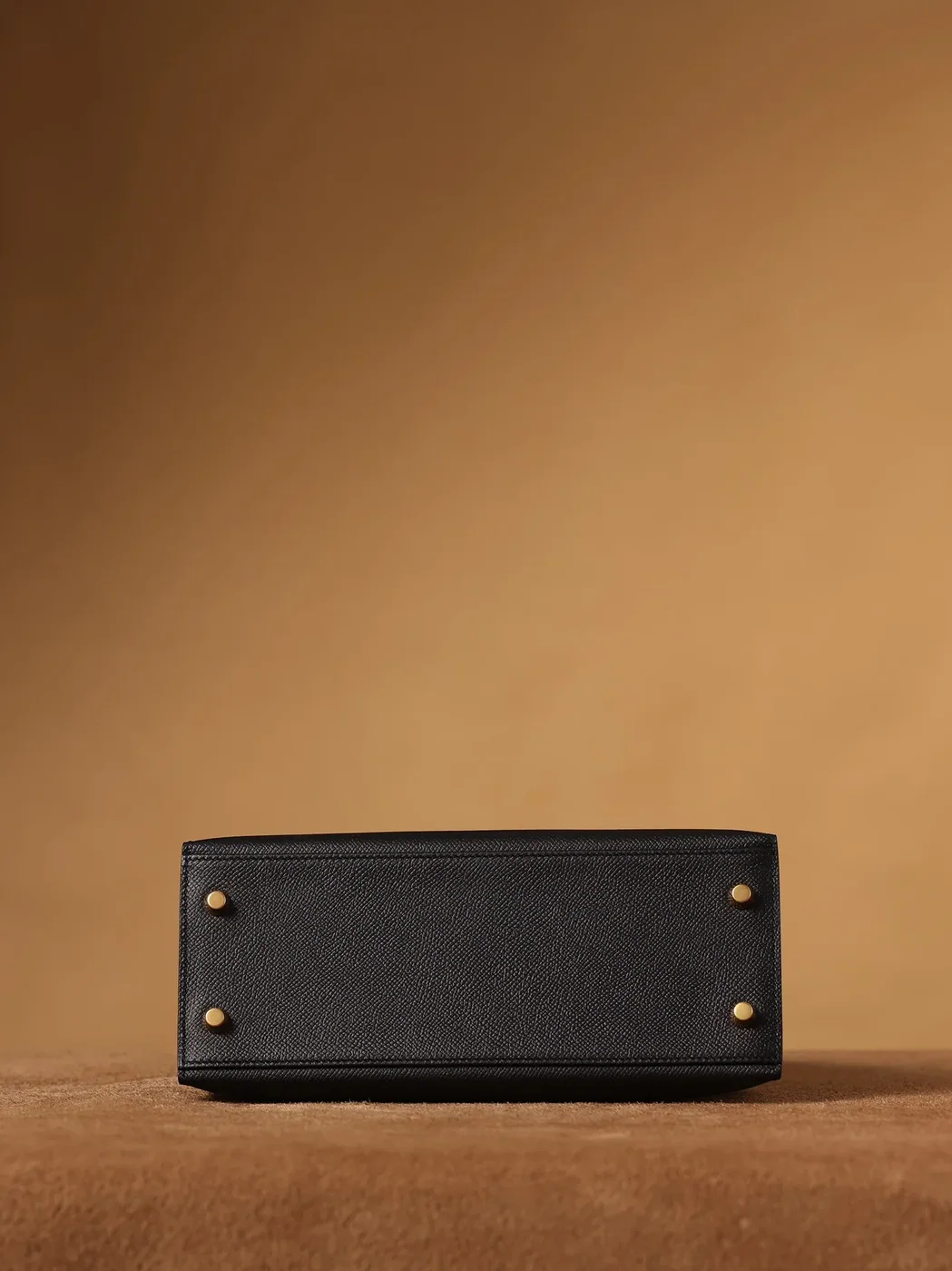 Hermes Kelly Epsom Gold Tone Lock Bag Black 9,/