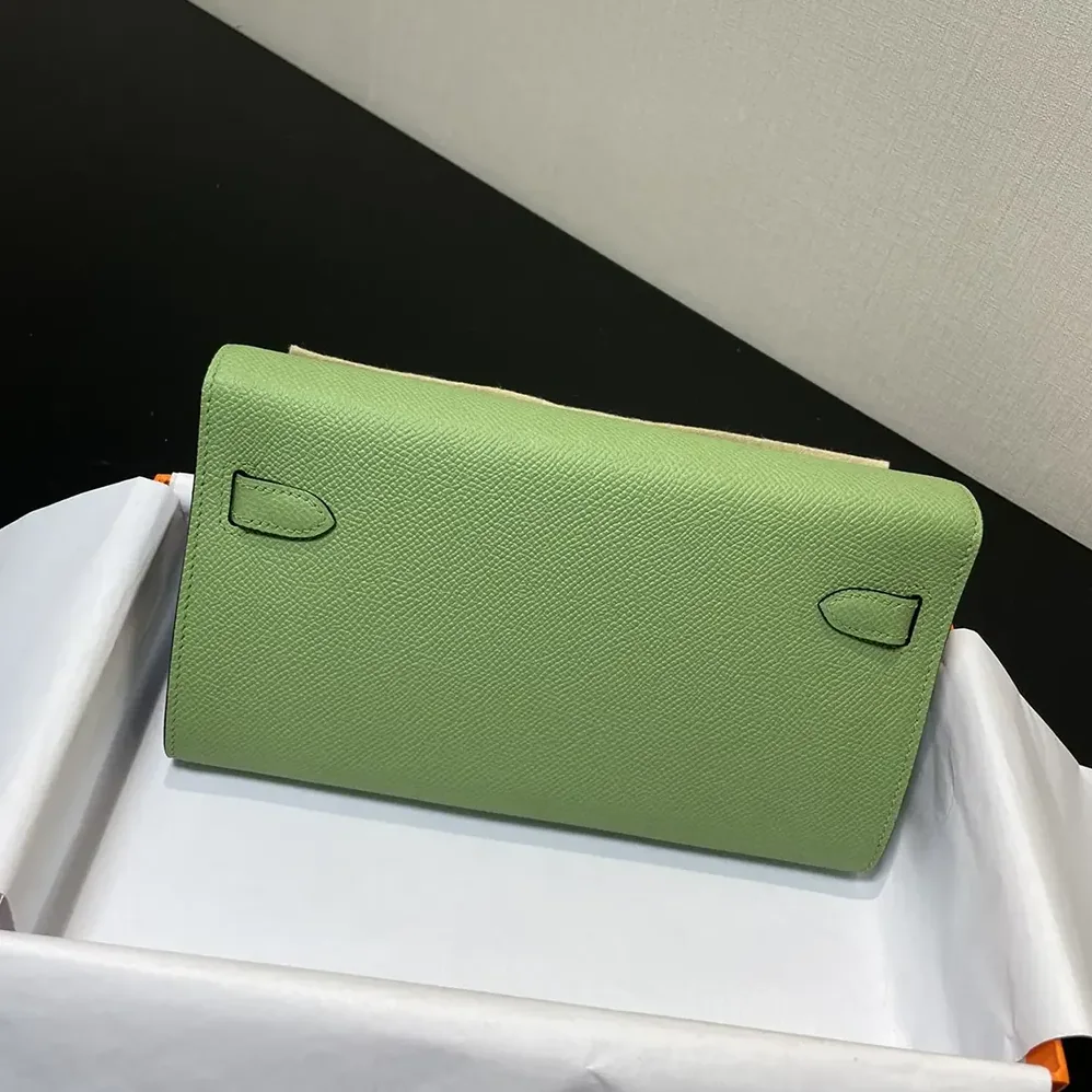 Hermes Kelly To Go in Epsom Leather for Women in Green/Gold Hermes Kelly To Go in Epsom Leather for Women in Green/Gold