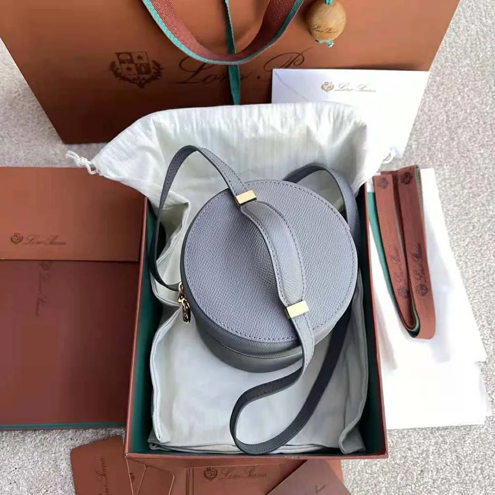 Loro Piana Medium Extra Case in Calfskin Leather for Women in Silver Loro Piana Medium Extra Case in Calfskin Leather for Women in Silver