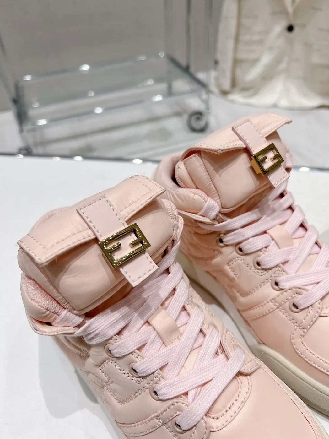 FD Fendi Match Lace-Up High-Top Sneakers Pink 8E8380ALIRF1JG9 FD Fendi Match Lace-Up High-Top Sneakers Pink 8E8380ALIRF1JG9