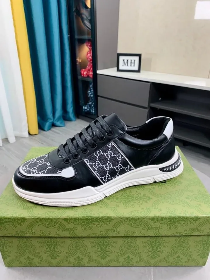 Gucci GG Embossed Sneaker Chucky With Stripes Black And White for Men