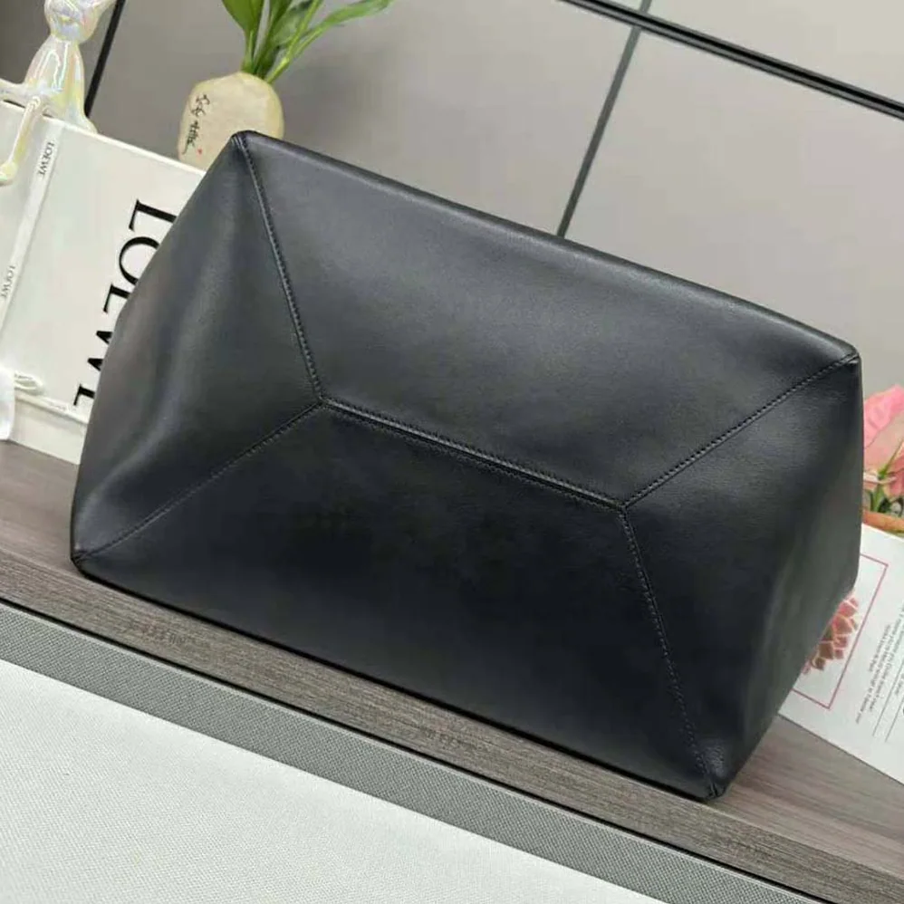 Loewe XL Puzzle Fold Tote in Shiny Calfskin for Men in Black