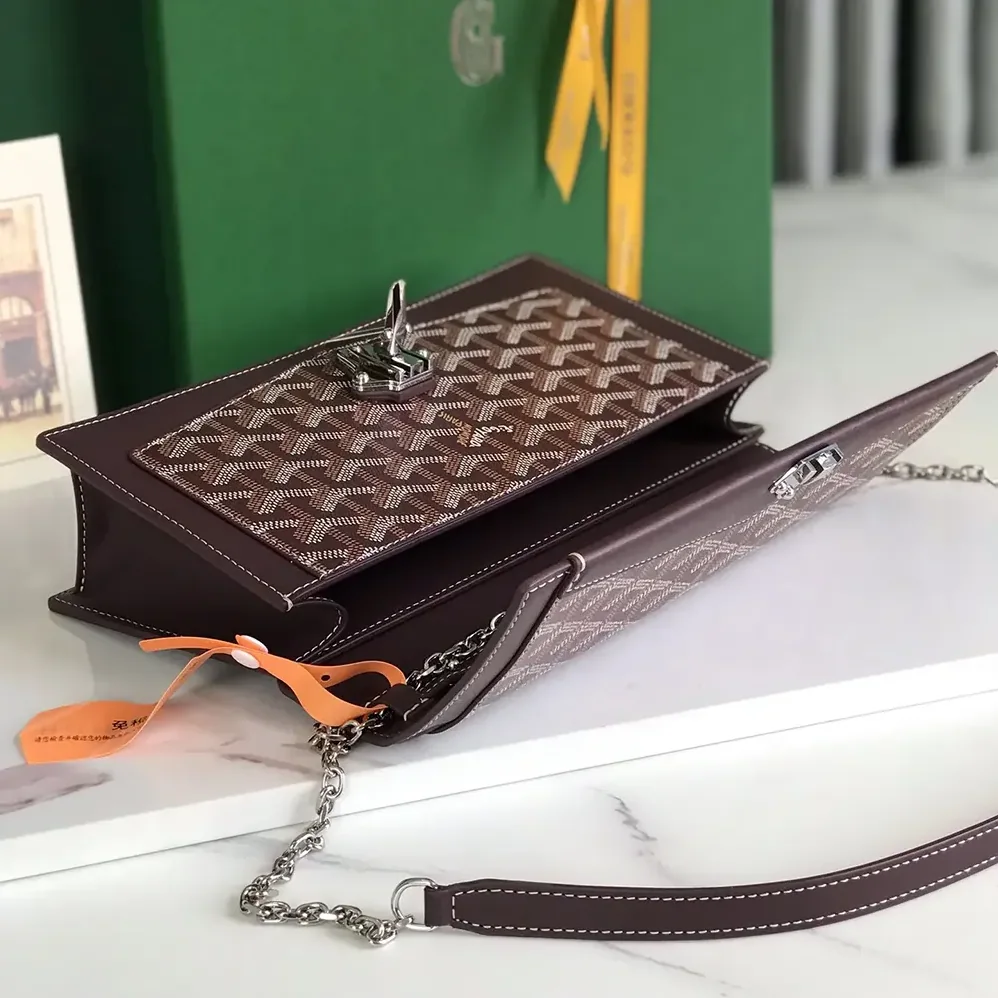 Goyard Duchesse Marie Caroline Bag for Unisex in Maroon Goyard Duchesse Marie Caroline Bag for Unisex in Maroon