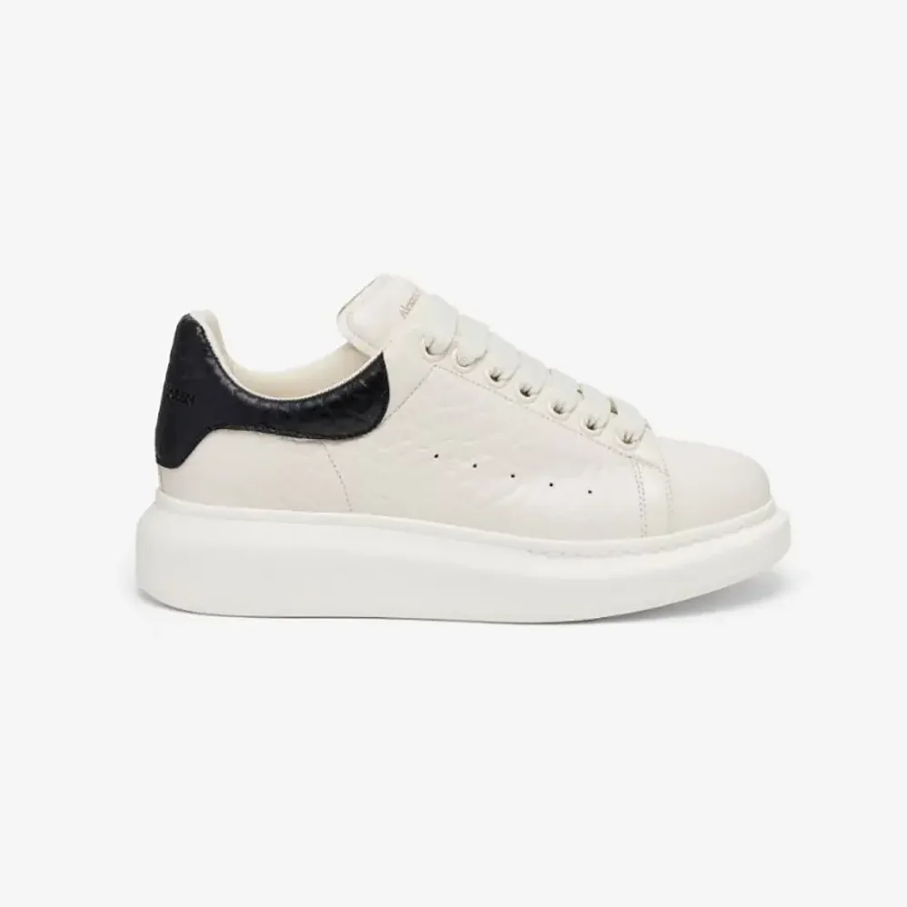 Alexander Mcqueen Oversized Sneaker in Off White for Unisex in Black Alexander Mcqueen Oversized Sneaker in Off White for Unisex in Black
