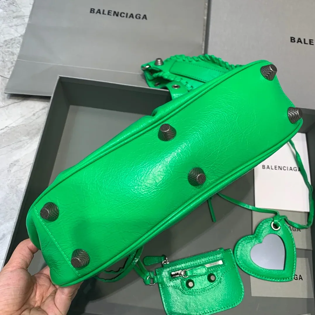 Balenciaga Le Cagole XS Shoulder Bag In Green