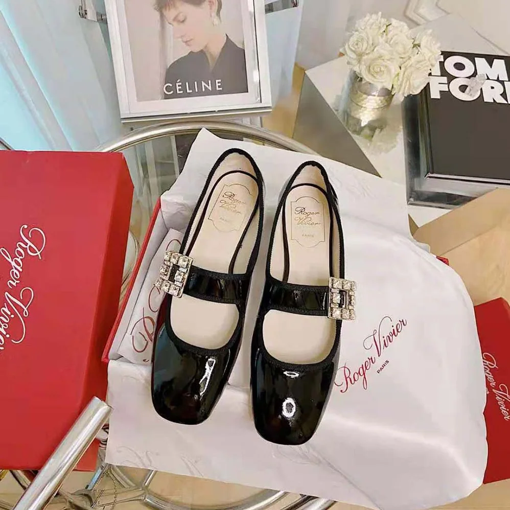 Roger Vivier Très Vivier Strass Buckle Babies Ballerinas in Patent Leather for Women Roger Vivier Très Vivier Strass Buckle Babies Ballerinas in Patent Leather for Women
