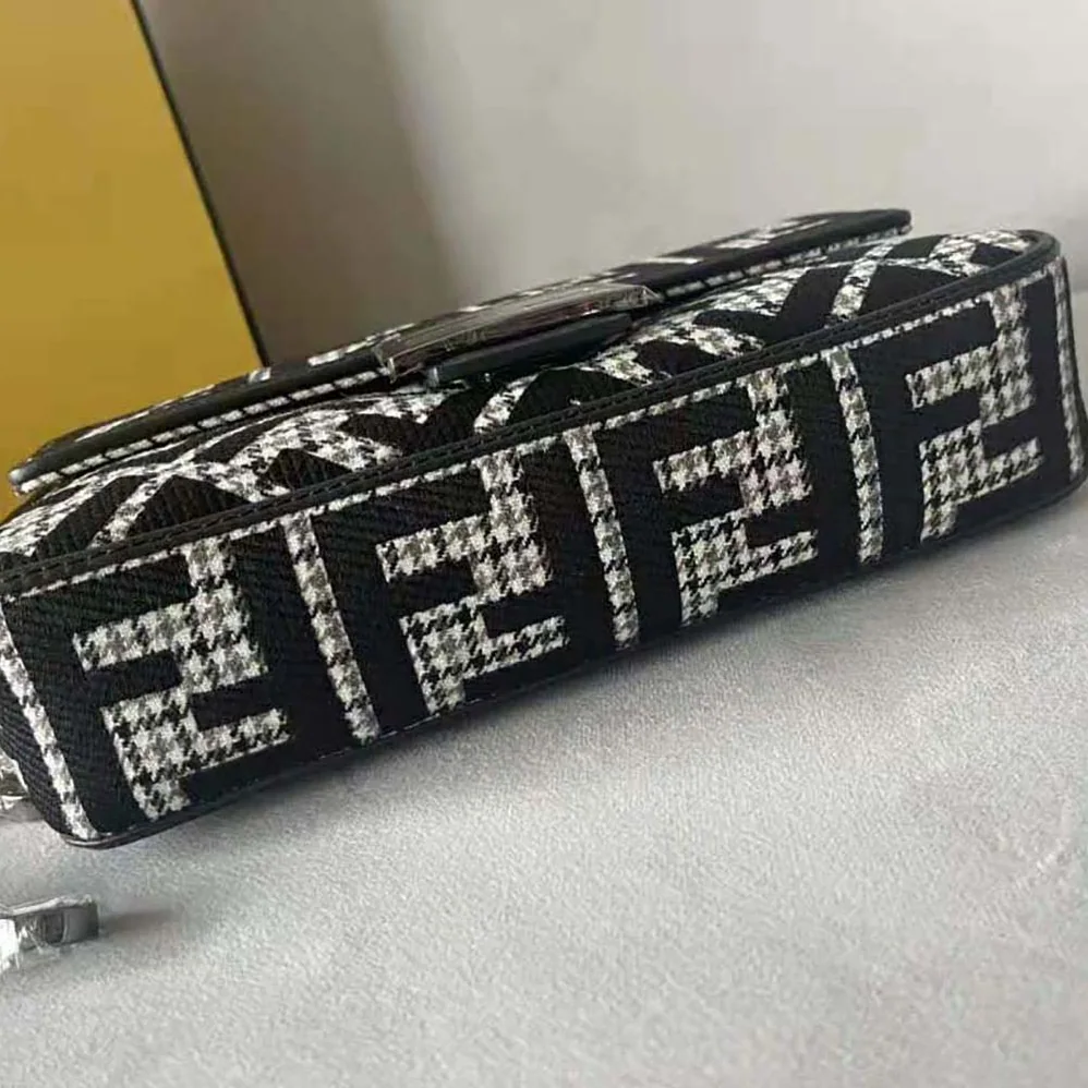 Fendi Baguette Gray Houndstooth Wool Bag with FF Embroidery for Women Fendi Baguette Gray Houndstooth Wool Bag with FF Embroidery for Women