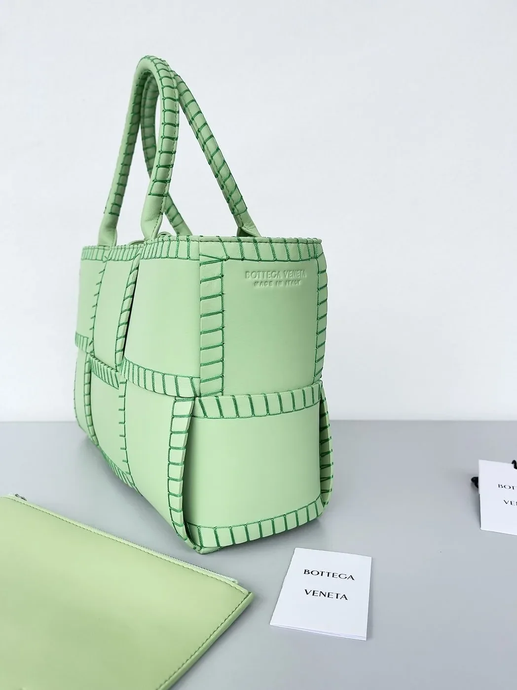 Bottega Veneta Small Arco Tote Bag Cream Bottega Veneta Small Arco Tote Bag Cream