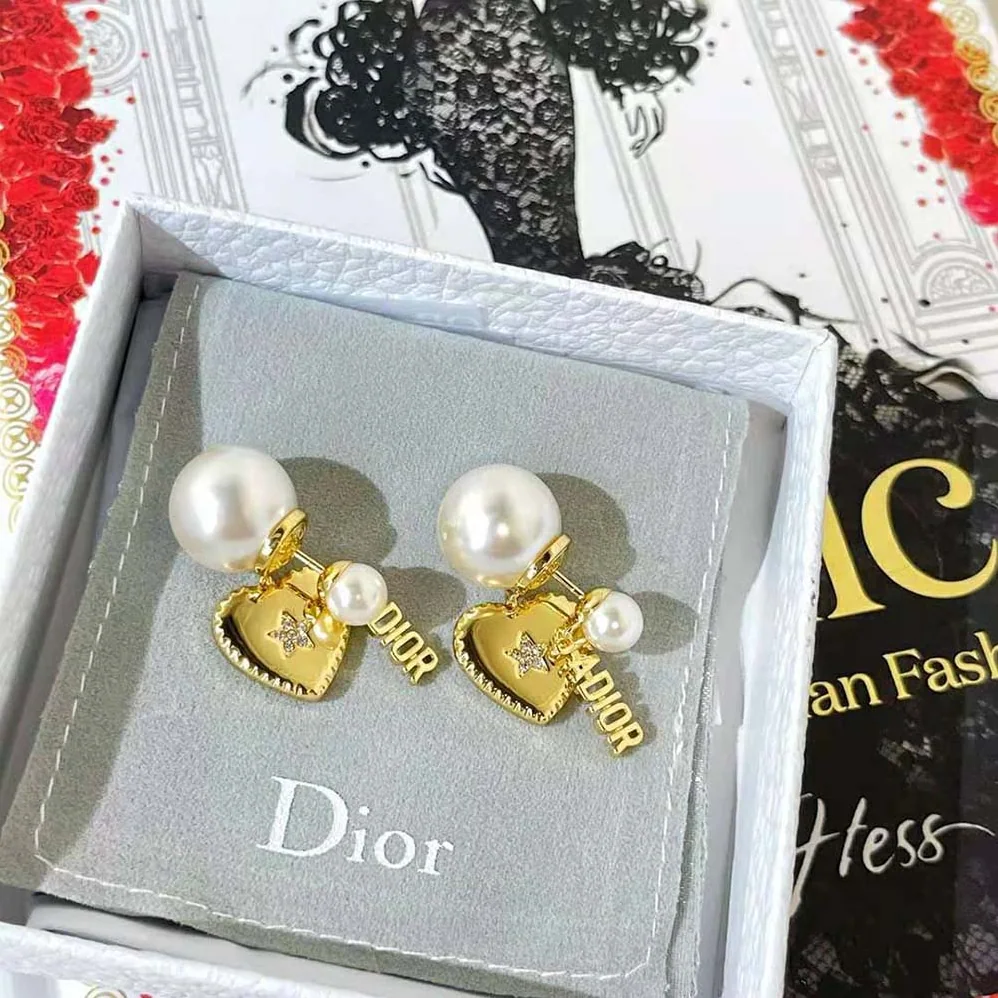 Dior Tribales Earrings Gold for Women in Finish Metal Dior Tribales Earrings Gold for Women in Finish Metal