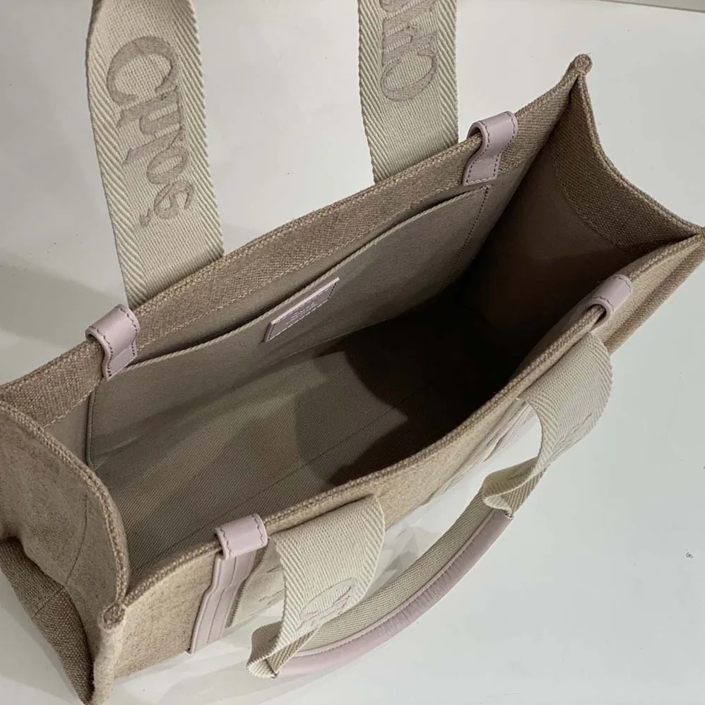 Chloe Medium Woody Tote Bag for Women in Pink