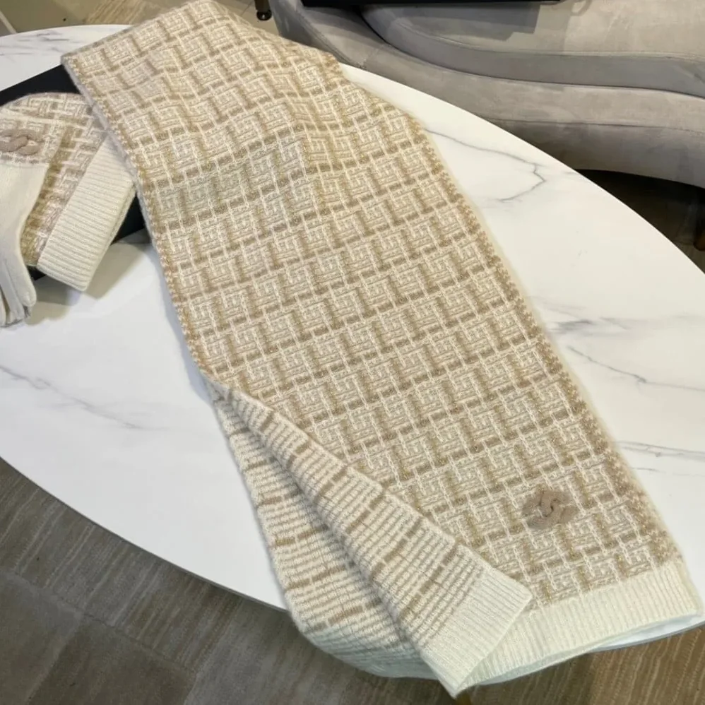 Chanel Monochrome Winter Knit Set Hat, Scarf And Gloves Beige Chanel Monochrome Winter Knit Set Hat, Scarf And Gloves Beige