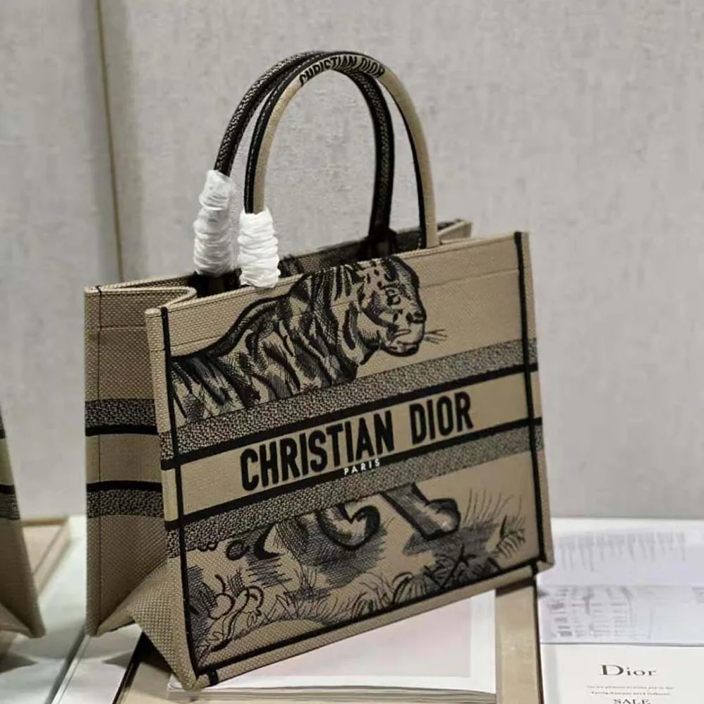 Dior Medium Dior Book Tote Brown and Black Macro Toile de Jouy Tiger Embroidery for Women Dior Medium Dior Book Tote Brown and Black Macro Toile de Jouy Tiger Embroidery for Women
