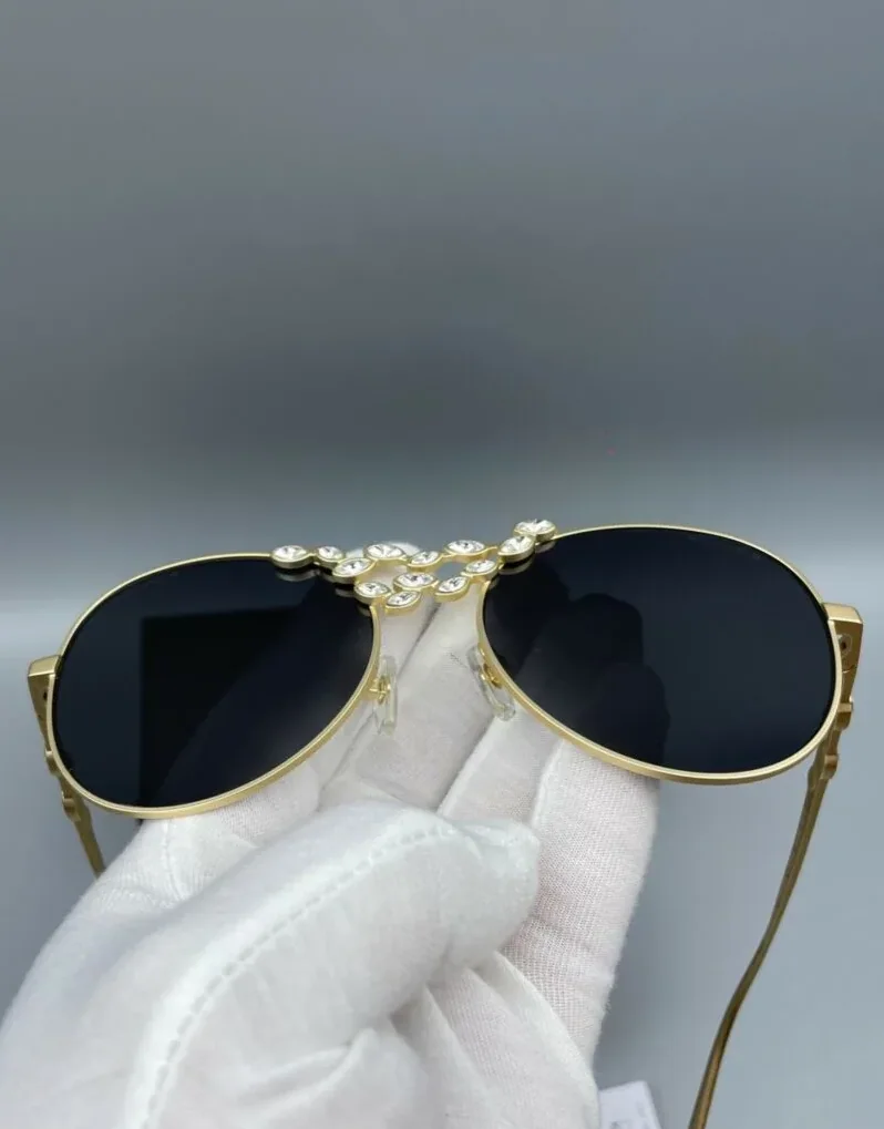 Chanel Pilot Sunglasses Gold Chanel Pilot Sunglasses Gold