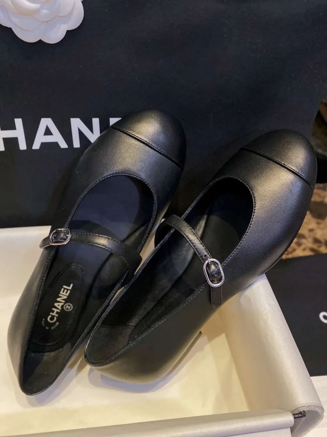 Chanel Interlocking CC Logo Mary Jane Flats Black Chanel Interlocking CC Logo Mary Jane Flats Black
