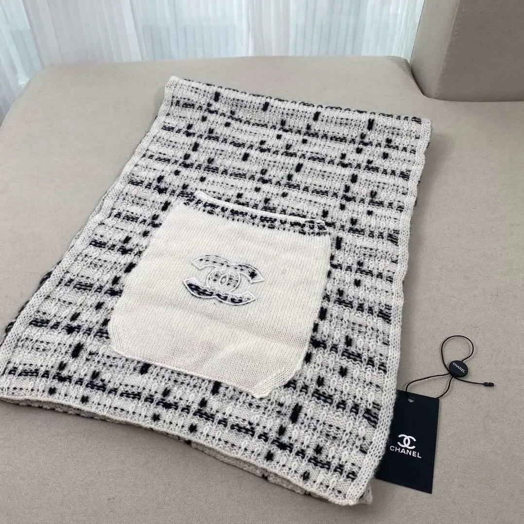 Chanel High in End Cashmere Scarf White Chanel High in End Cashmere Scarf White