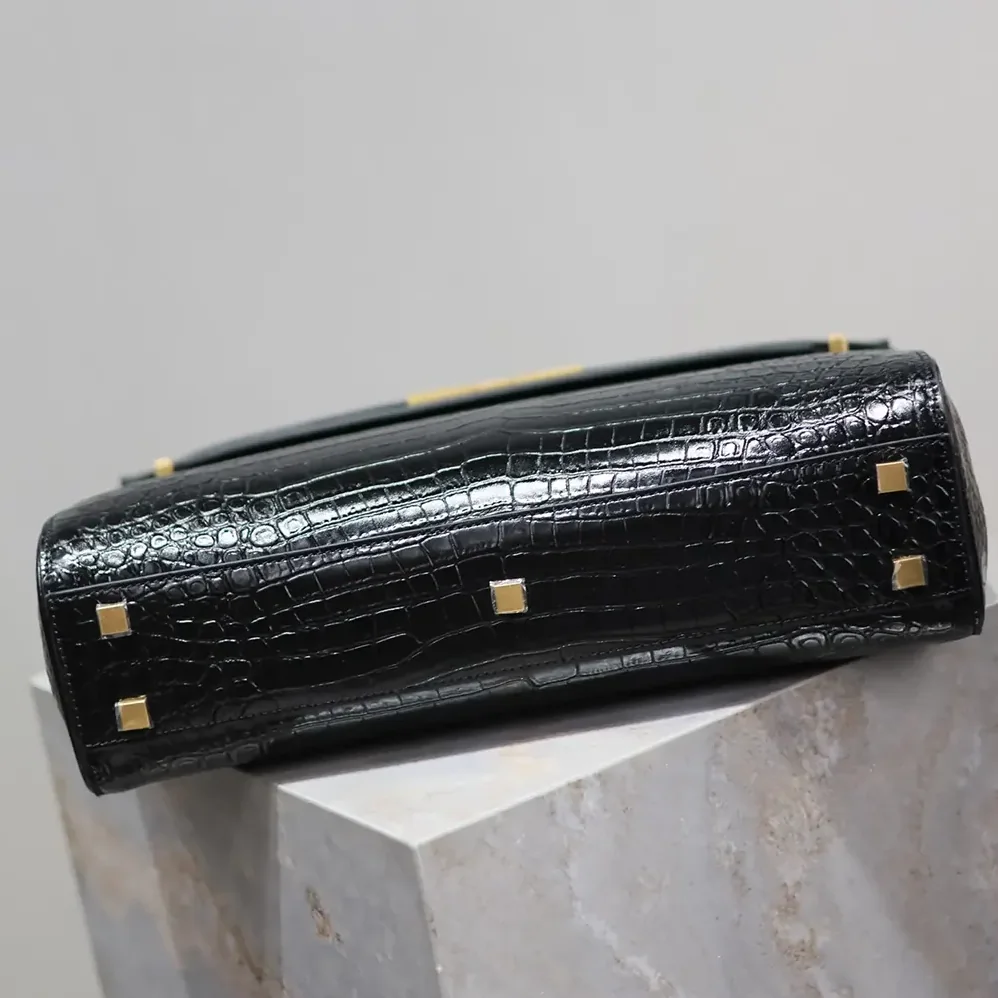 Saint Laurent YSL Manhattan Top for Women in handle in Shiny Alligator Saint Laurent YSL Manhattan Top for Women in handle in Shiny Alligator