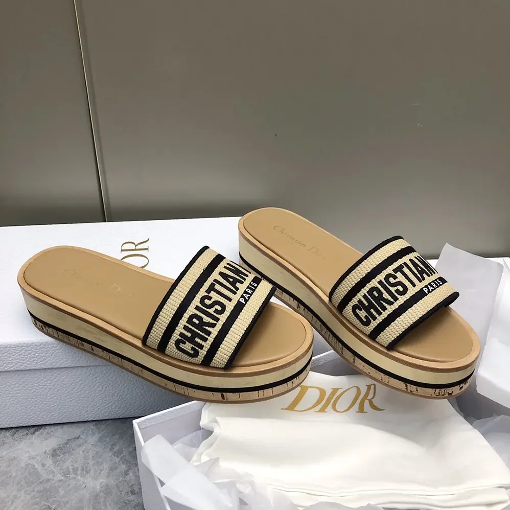 Dior Dway Platform Slide Natural Raffia and Black Embroidered Cotton for Women