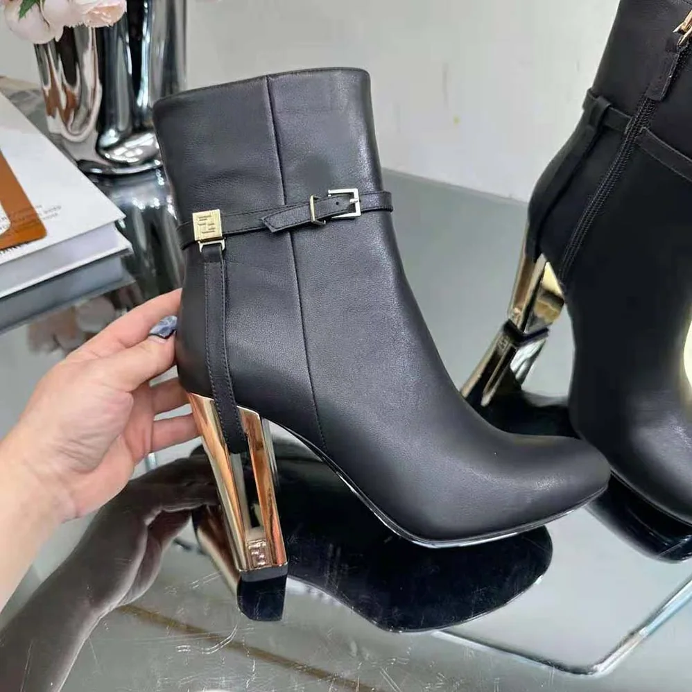 Fendi Delfina Black Leather High for Women in heeled Ankle Boots Fendi Delfina Black Leather High for Women in heeled Ankle Boots
