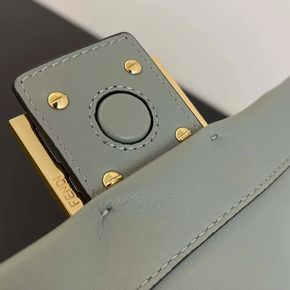 Fendi Mamma Baguette Small Matcha Green Nappa Leather Mini for Women in bag Fendi Mamma Baguette Small Matcha Green Nappa Leather Mini for Women in bag