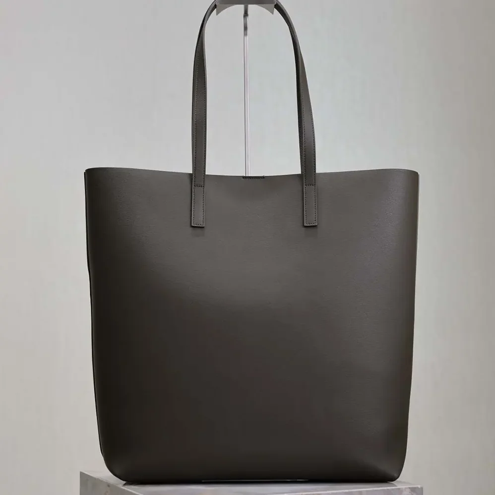 Saint Laurent YSL Shopping Saint Laurent in Leather for Women in Gray