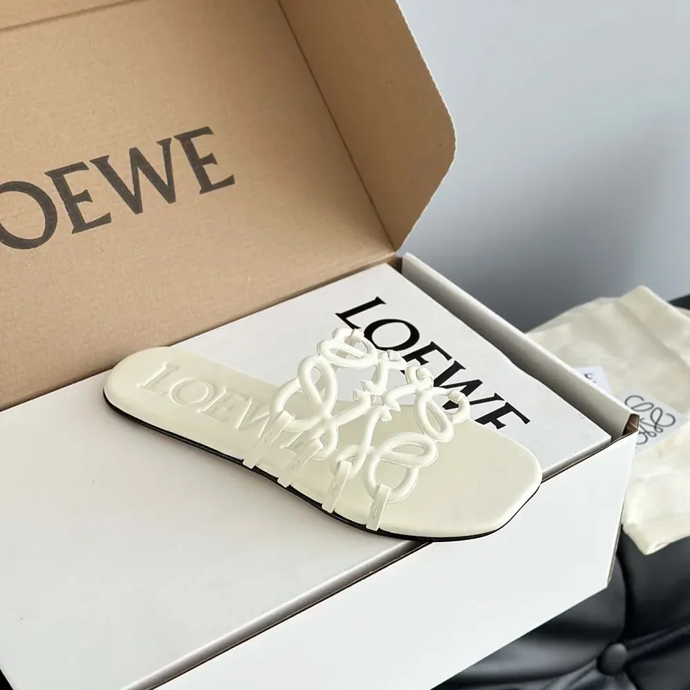 Loewe Petal Anagram Slide in Soft Calfskin for Women in White