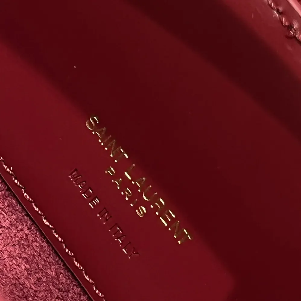 Saint Laurent YSL Le 37 Small in Shiny Leather for Women in Maroon Saint Laurent YSL Le 37 Small in Shiny Leather for Women in Maroon
