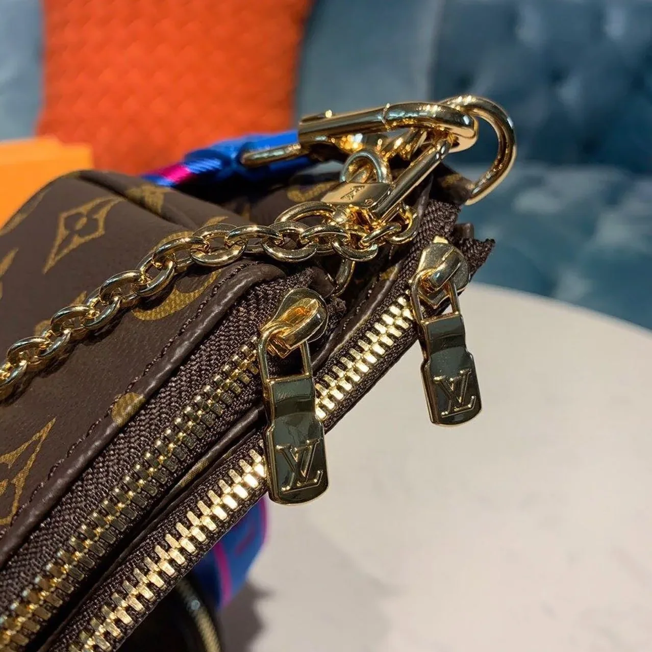 Louis Vuitton Multi Pochette Accessoire Shoulder Bag / Blue Monogram Canvas Gold Hardware Louis Vuitton Multi Pochette Accessoire Shoulder Bag / Blue Monogram Canvas Gold Hardware