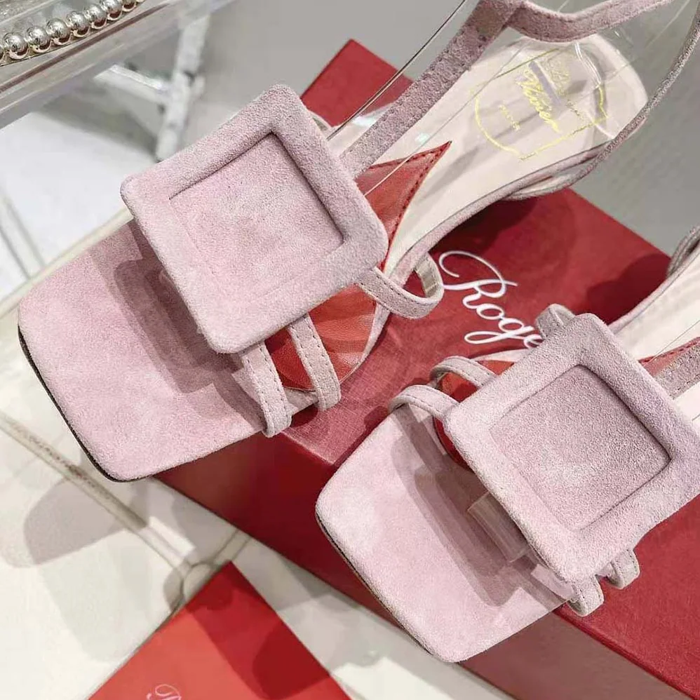 Roger Vivier Virgule Covered Buckle Sandals in Leather for Women in Pink