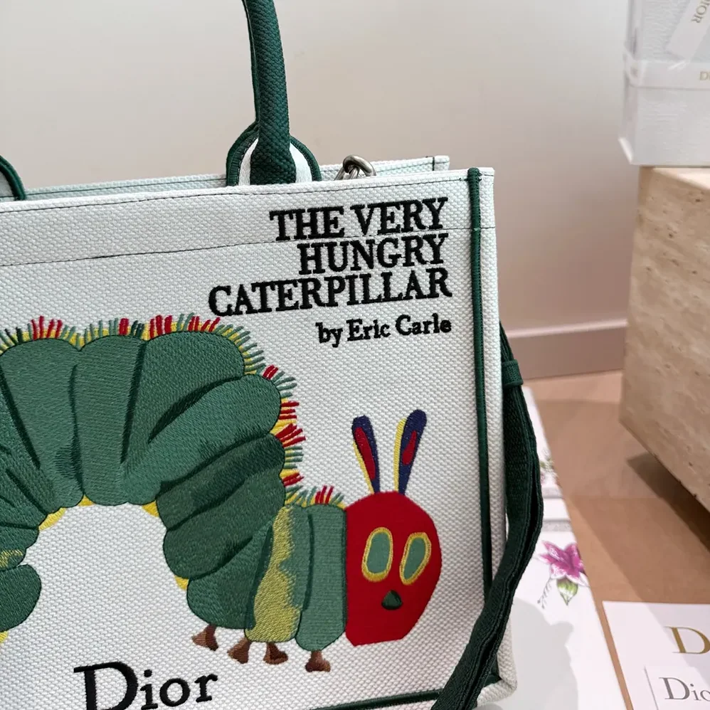 Dior Medium Dior Book Tote with Strap Multicolor Book Cover Embroidery for Women Dior Medium Dior Book Tote with Strap Multicolor Book Cover Embroidery for Women