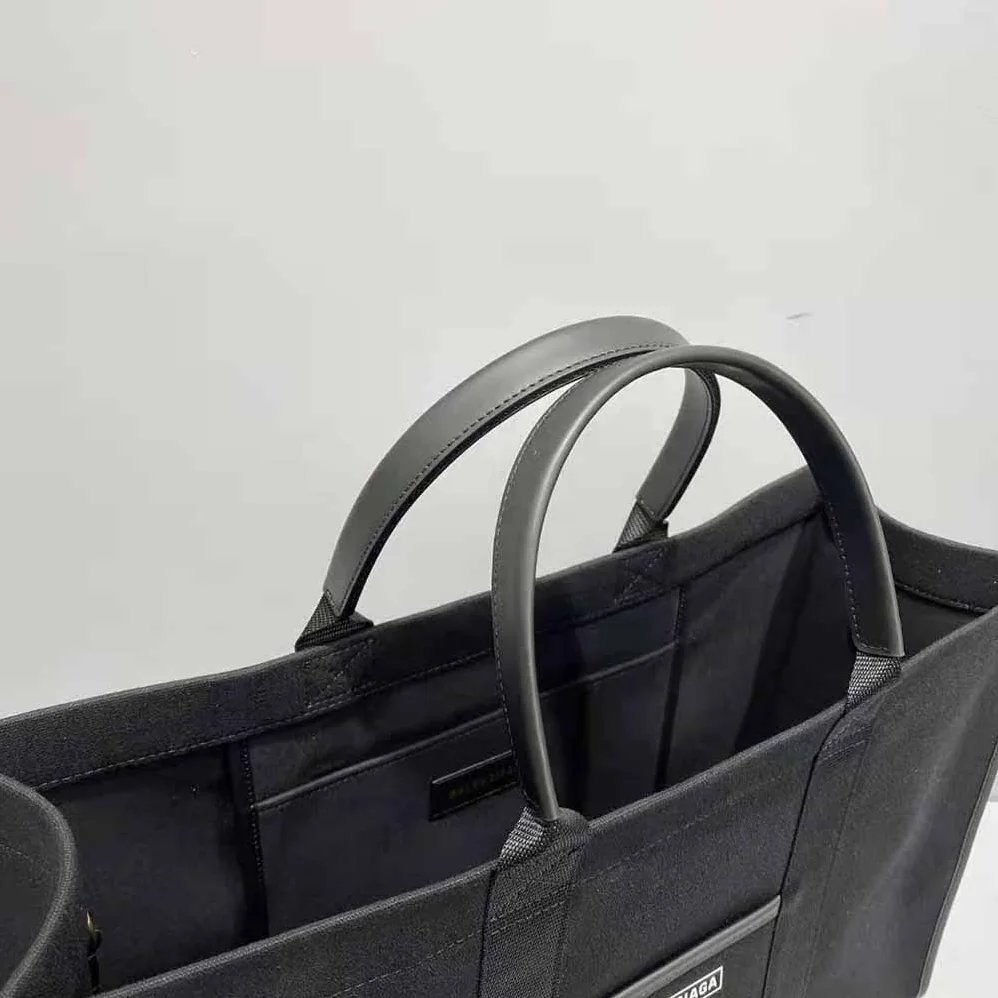 Balenciaga Hardware Large Tote Bag for Women in Black