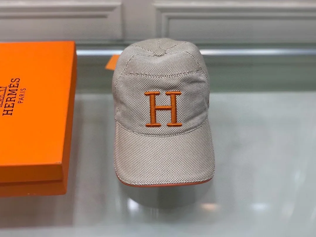 Hermes Davis H Primavera Grey Beige Hermes Cap Hermes Davis H Primavera Grey Beige Hermes Cap
