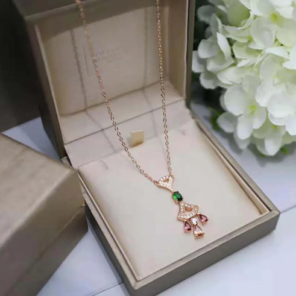 Bvlgari Divas Dream Necklace 18 KT Rose Gold for Women Bvlgari Divas Dream Necklace 18 KT Rose Gold for Women