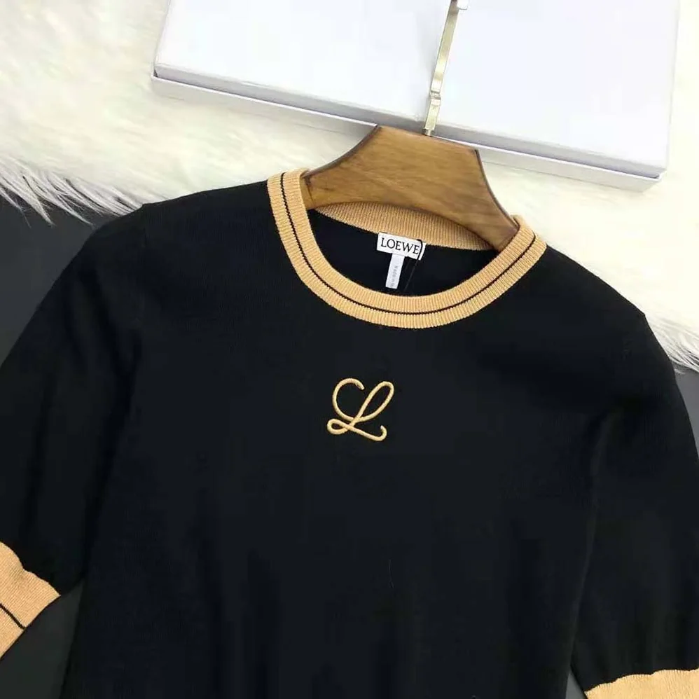 Loewe Cropped Sweater in Wool for Women in Black Loewe Cropped Sweater in Wool for Women in Black