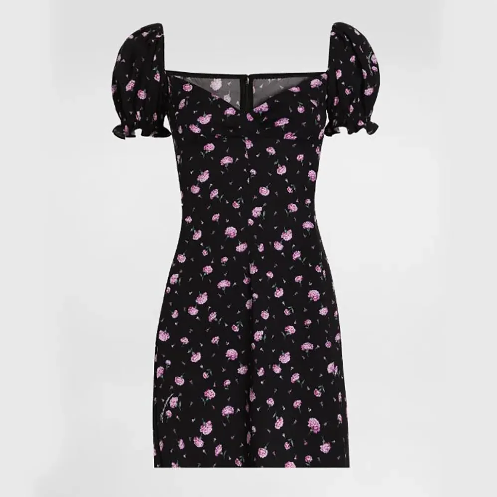 Dolce Gabbana D&G Carnations for Women in Print Dress Dolce Gabbana D&G Carnations for Women in Print Dress