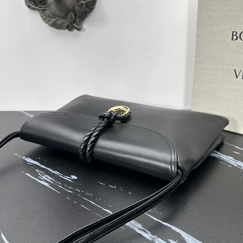 Bottega Veneta Liberta Cross-body Bag in Smooth Calf Leather for Women in Black