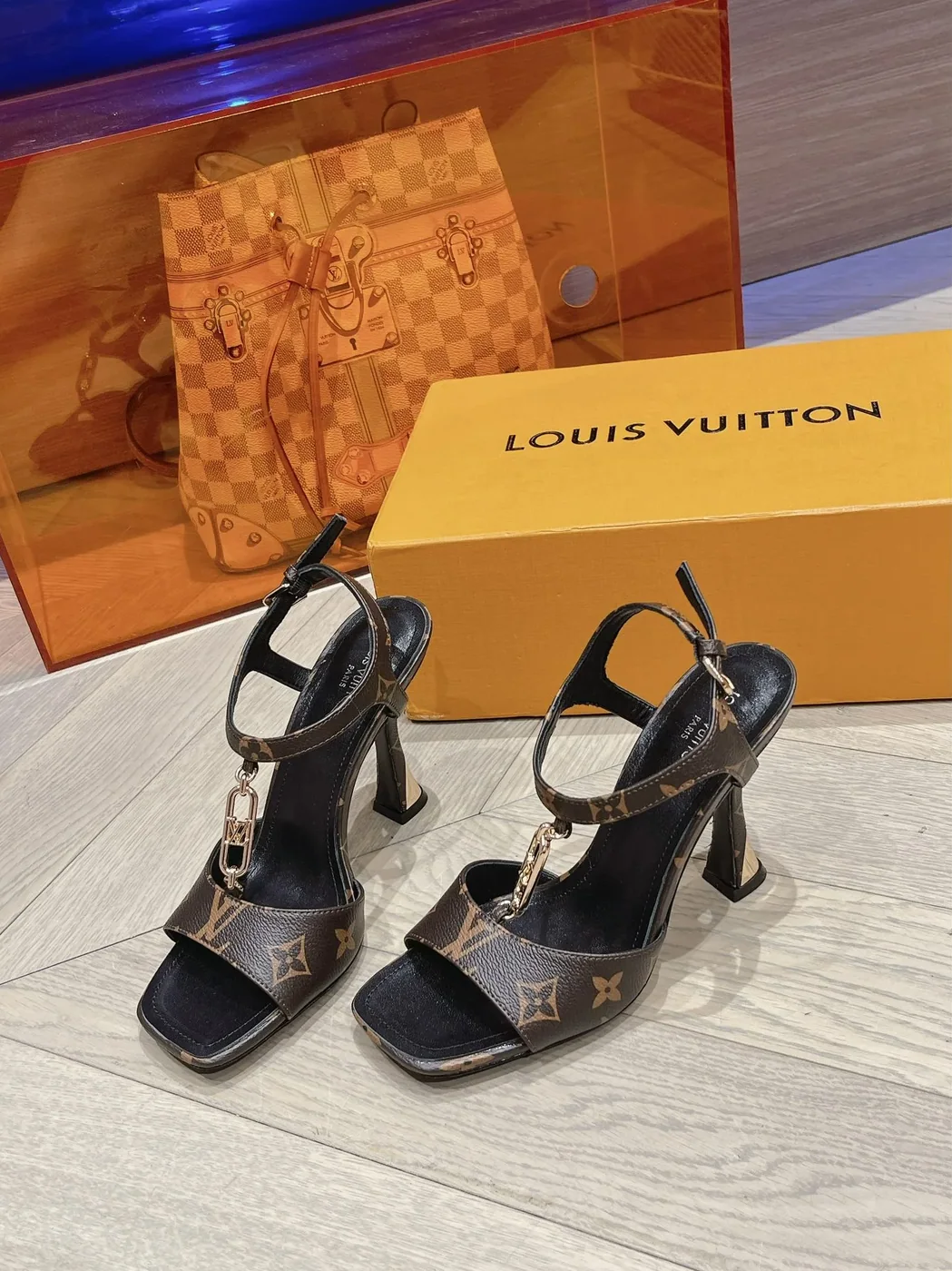 Louis Vuitton Sparkle Sandal Black / 3.7 in inch