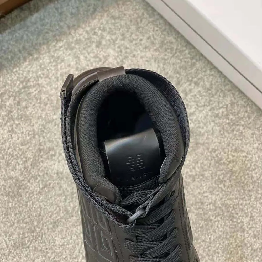 Givenchy G4 High Top Sneakers in Leather for Men in Black