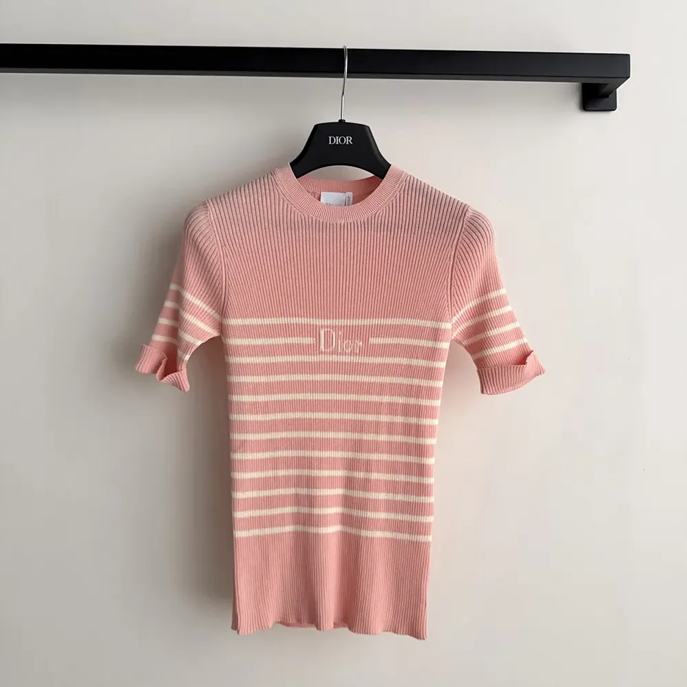 Dior Dioriviera Short-Sleeved Fitted Sweater White and Pink D for Women in Stripes Ribbed Cotton Knit Dior Dioriviera Short-Sleeved Fitted Sweater White and Pink D for Women in Stripes Ribbed Cotton Knit