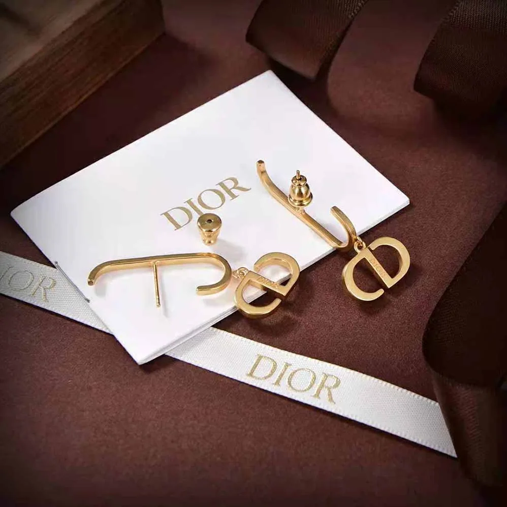 Dior 30 Montaigne Earrings Gold-Finish Metal and White Crystals for Women Dior 30 Montaigne Earrings Gold-Finish Metal and White Crystals for Women