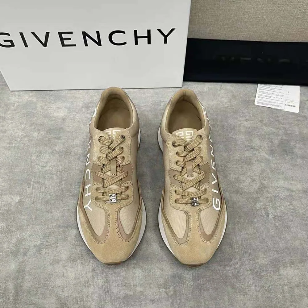 Givenchy GIV Runner Sneakers in Suede Leather and Nylon for Men in Beige Givenchy GIV Runner Sneakers in Suede Leather and Nylon for Men in Beige