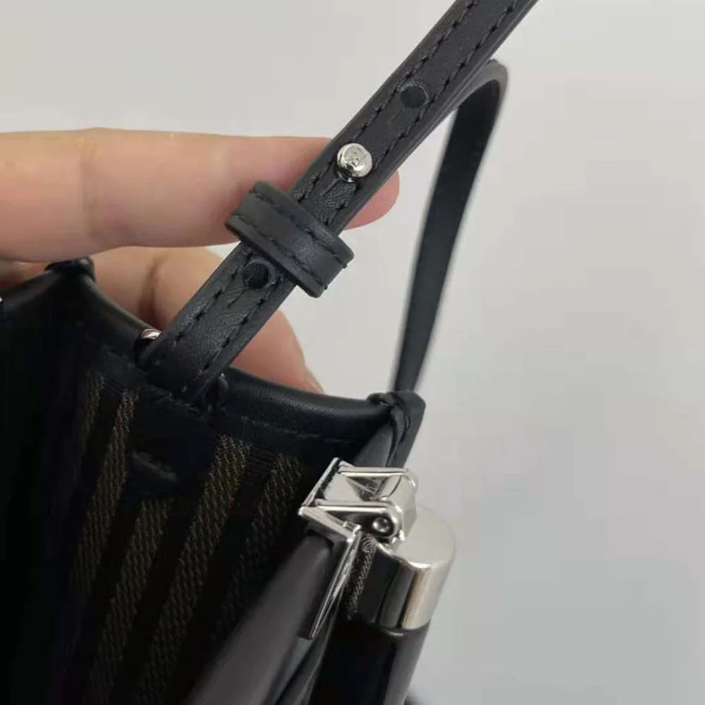 Fendi Mini Sunshine Shopper Black Leather Mini for Women in bag Fendi Mini Sunshine Shopper Black Leather Mini for Women in bag