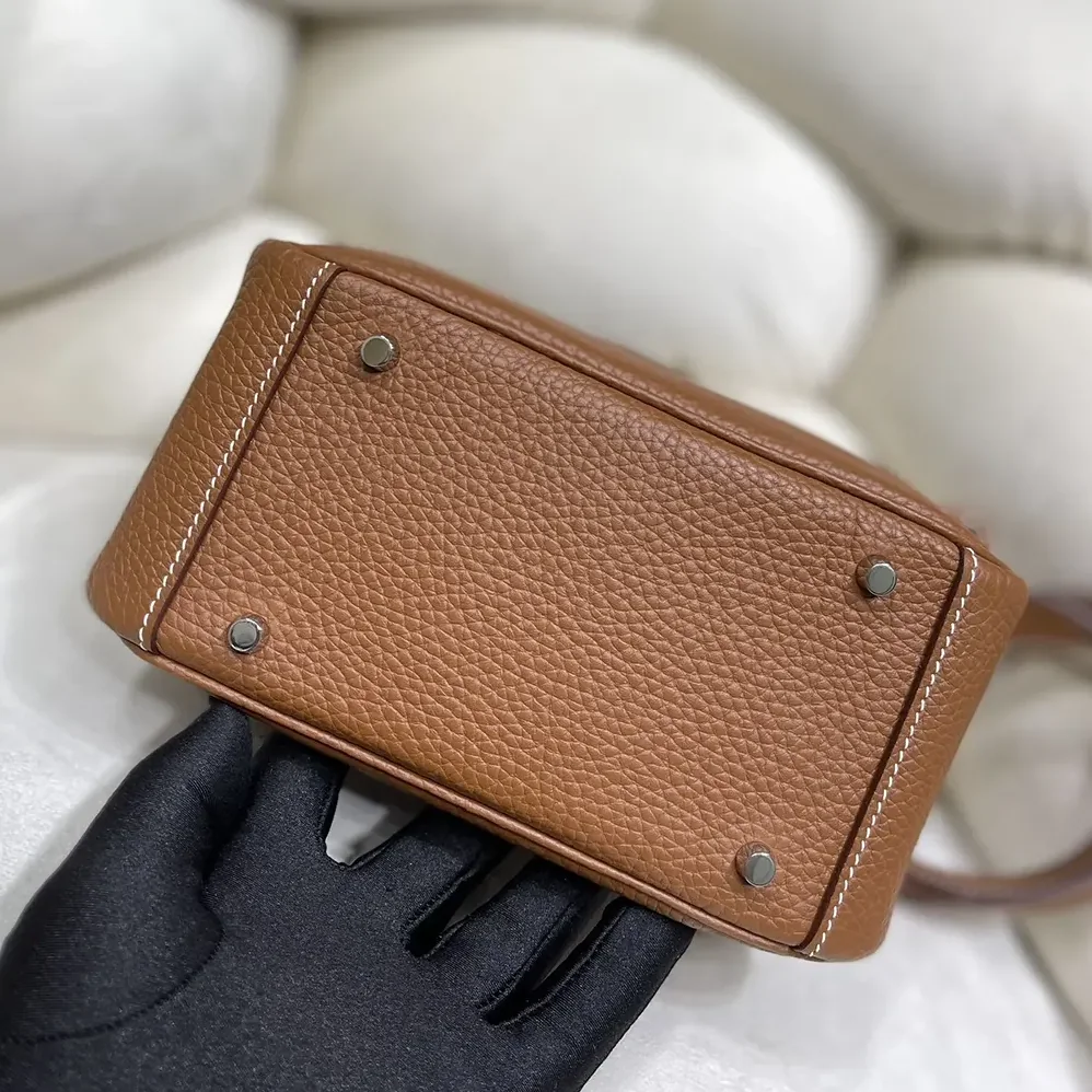 Hermes Lindy Mini 19 in Clemence Leather for Women in Brown/Silver