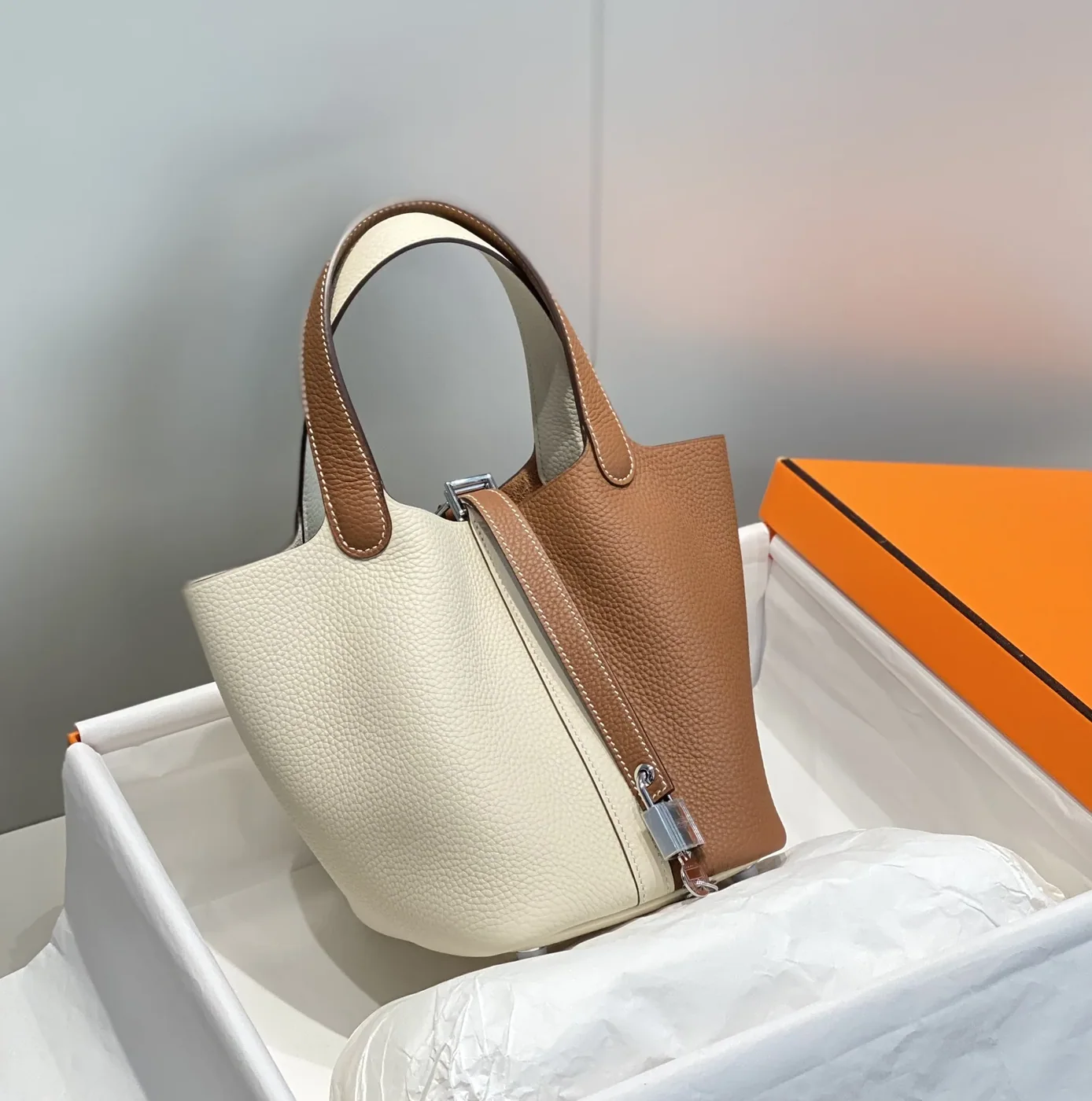 Hermes Picotin Lock 18 Bag Cream in Brown / Hermes Picotin Lock 18 Bag Cream in Brown /