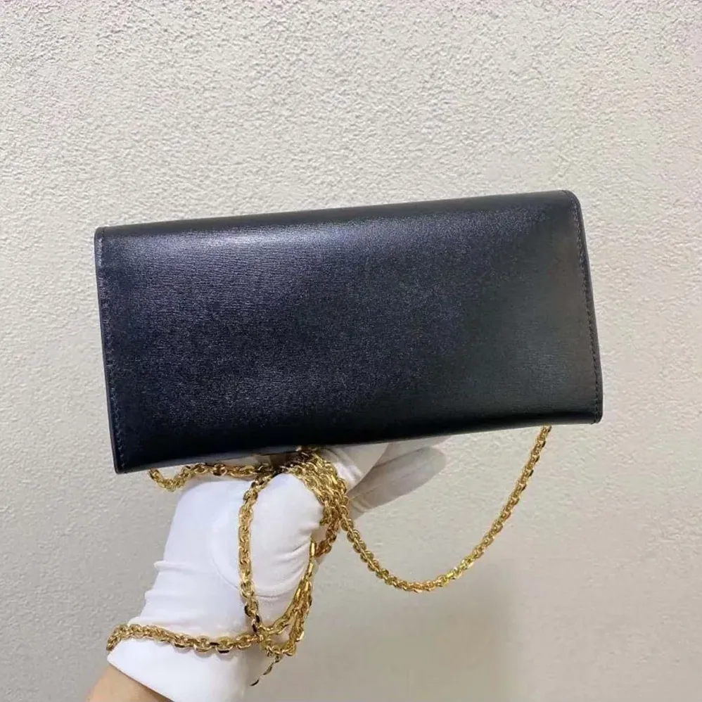 Fendi Shoulder Bag Chain Black Leather Wallet for Women