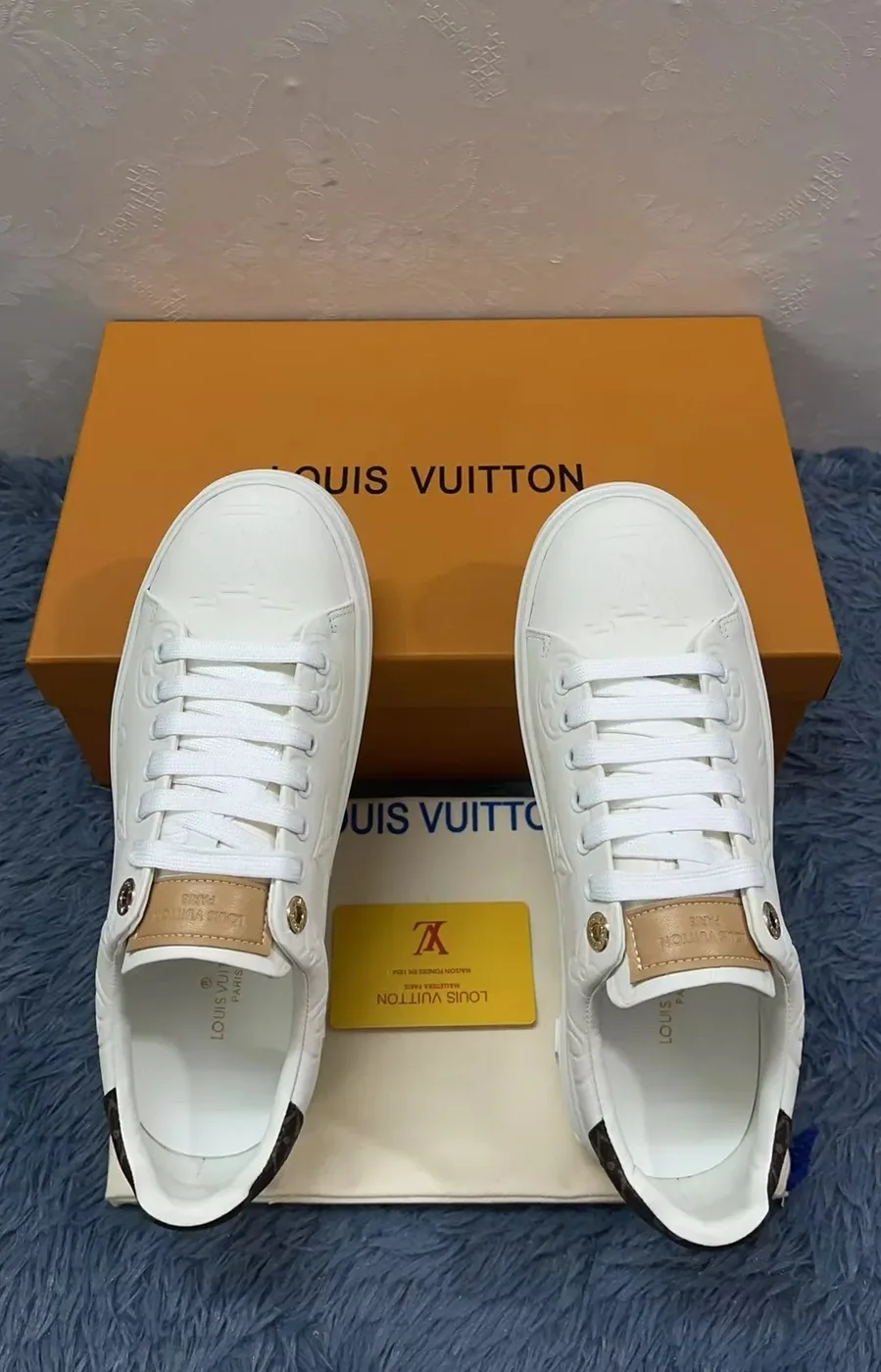 Louis Vuitton Time Out Sneaker White in Brown