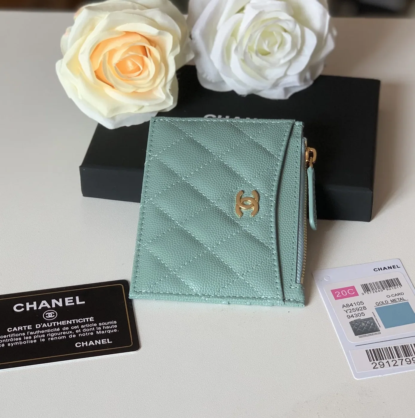 Chanel Flat Card Holder Mint Bag / Chanel Flat Card Holder Mint Bag /