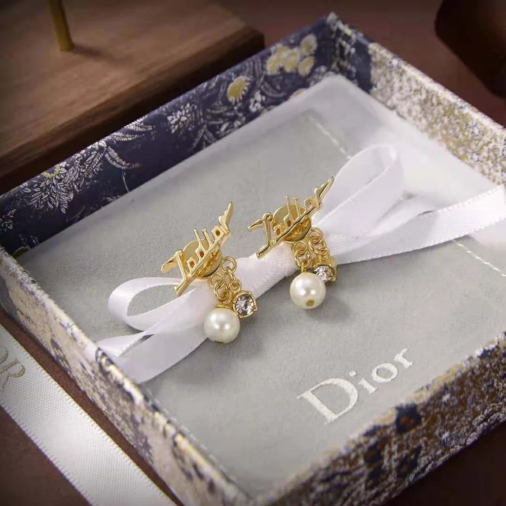 Dior J'Adior Earrings Gold-Finish Metal and White Resin Pearls for Women Dior J'Adior Earrings Gold-Finish Metal and White Resin Pearls for Women