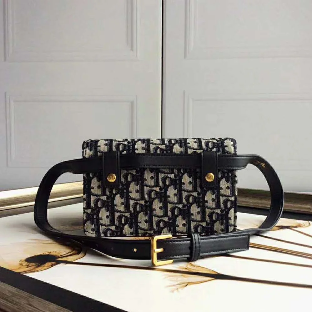 Dior Dior Oblique Saddle Belt Bag for Women in Navy Dior Dior Oblique Saddle Belt Bag for Women in Navy