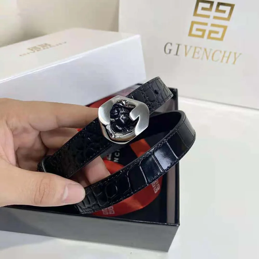Givenchy Reversible Belt in Leather with G Chain Buckle for Women